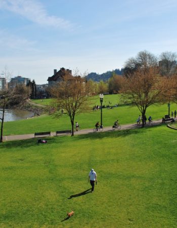 Governor Tom McCall Waterfront Park